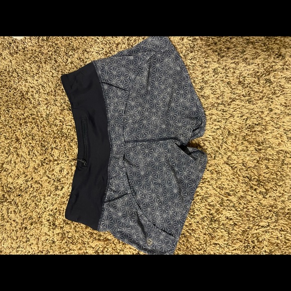Lululemon shorts - Picture 2 of 2